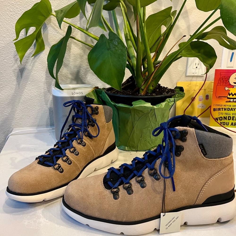 NEW Cole Haan Zerogrand Omni Hiking boots Waterproof.